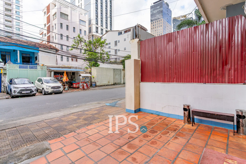 6 Bedroom Shophouse For Rent - BKK1, Phnom Penh