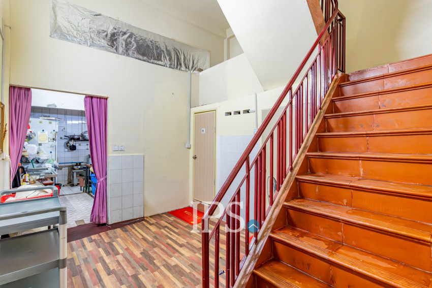 6 Bedroom Shophouse For Rent - BKK1, Phnom Penh