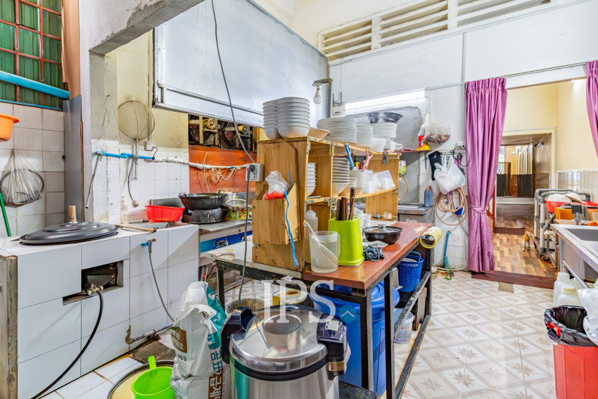 6 Bedroom Shophouse For Rent - BKK1, Phnom Penh