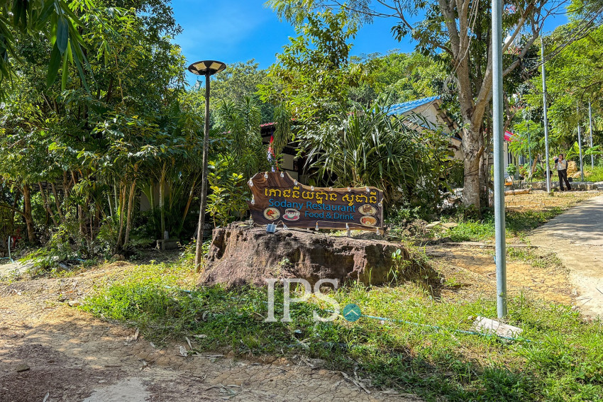 11 Bungalows Resort with Restaurant For Rent - Koh Touch Village, Koh Rong Island