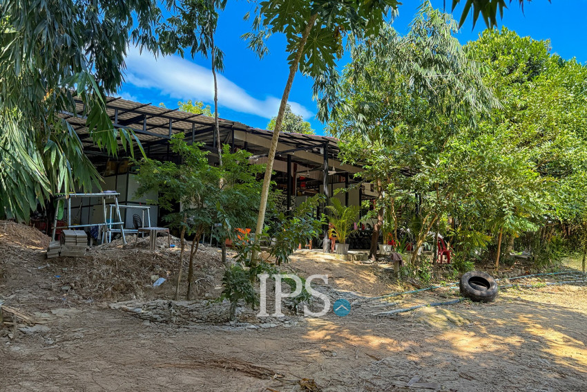 11 Bungalows Resort with Restaurant For Rent - Koh Touch Village, Koh Rong Island