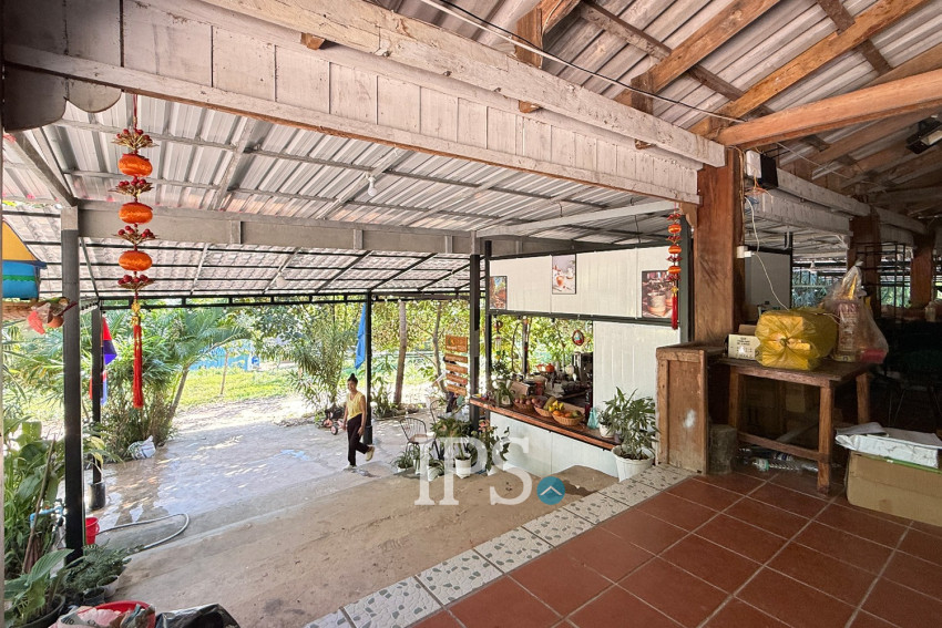 11 Bungalows Resort with Restaurant For Rent - Koh Touch Village, Koh Rong Island