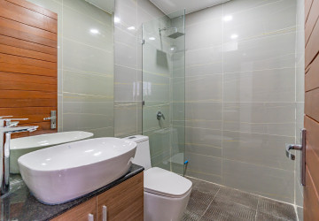 51 Unit Building For Sale - Beoung Prolit, Phnom Penh thumbnail