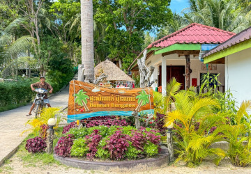 Beachfront Resort with Restaurant For Rent - Coconut Beach, Koh Rong Island thumbnail