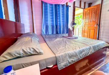 Beachfront Resort with Restaurant For Rent - Coconut Beach, Koh Rong Island thumbnail