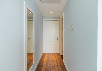 1 Bedroom Serviced Apartment For Rent - Srah Chork, Phnom Penh thumbnail