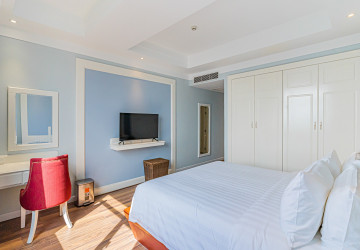 1 Bedroom Serviced Apartment For Rent - Srah Chork, Phnom Penh thumbnail