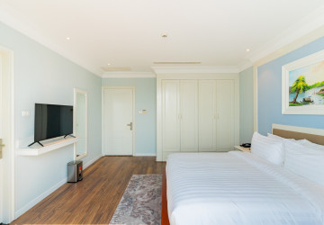 3 Bedroom Serviced Penthouse For Rent - Srah Chork, Phnom Penh thumbnail