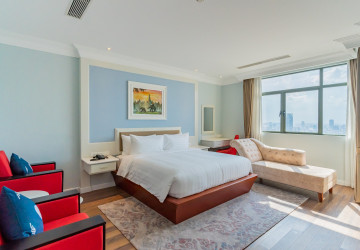 3 Bedroom Serviced Penthouse For Rent - Srah Chork, Phnom Penh thumbnail