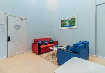 3 Bedroom Serviced Penthouse For Rent - Srah Chork, Phnom Penh thumbnail