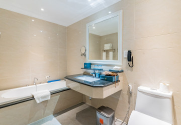 3 Bedroom Serviced Penthouse For Rent - Srah Chork, Phnom Penh thumbnail