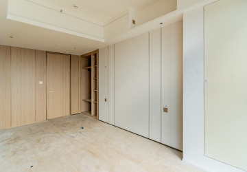 36th Floor Duplex 4 Bedroom Condo For Sale - Vue Aston, Nirouth, Phnom Penh thumbnail