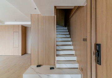 36th Floor Duplex 4 Bedroom Condo For Sale - Vue Aston, Nirouth, Phnom Penh thumbnail