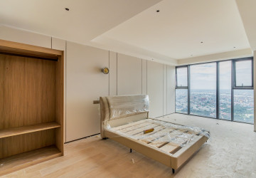 36th Floor Duplex 4 Bedroom Condo For Sale - Vue Aston, Nirouth, Phnom Penh thumbnail
