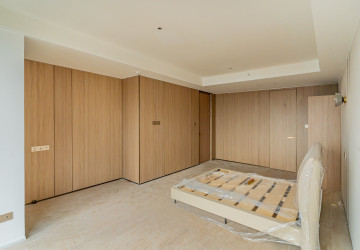 36th Floor Duplex 4 Bedroom Condo For Sale - Vue Aston, Nirouth, Phnom Penh thumbnail