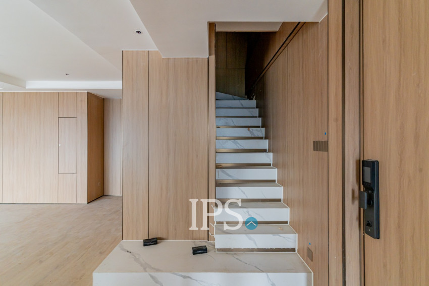 36th Floor Duplex 4 Bedroom Condo For Sale - Vue Aston, Nirouth, Phnom Penh