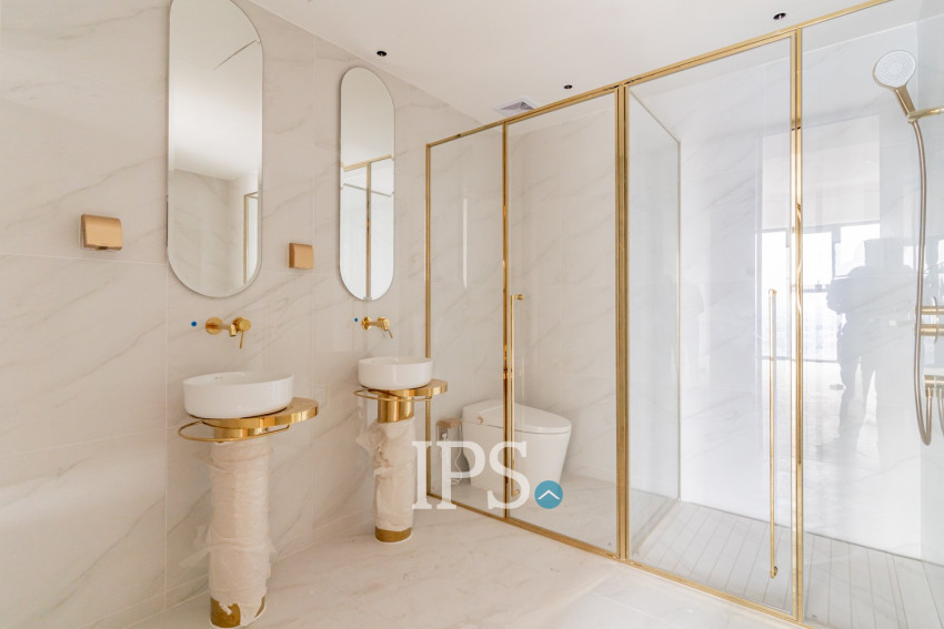36th Floor Duplex 4 Bedroom Condo For Sale - Vue Aston, Nirouth, Phnom Penh