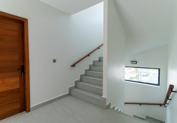 3 Bedroom Villa For Rent - Pagoda Beach, Koh Rong, Sihanoukville thumbnail