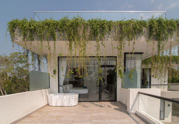 3 Bedroom Villa For Rent - Pagoda Beach, Koh Rong, Sihanoukville thumbnail