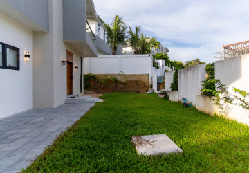 3 Bedroom Villa For Rent - Pagoda Beach, Koh Rong, Sihanoukville thumbnail