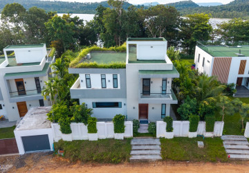 3 Bedroom Villa For Rent - Pagoda Beach, Koh Rong, Sihanoukville thumbnail