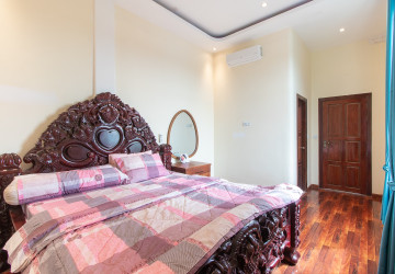 4 Bedroom Villa For Rent - Chreav, Siem Reap thumbnail