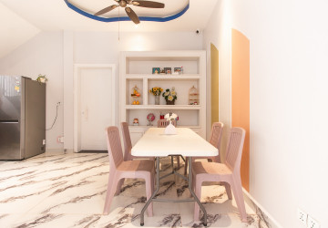 4 Bedroom Villa For Rent - Chreav, Siem Reap thumbnail