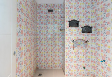 4 Bedroom Villa For Rent - Chreav, Siem Reap thumbnail