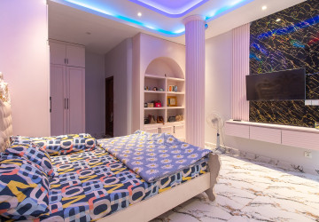 4 Bedroom Villa For Rent - Chreav, Siem Reap thumbnail