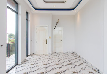 4 Bedroom Villa For Rent - Chreav, Siem Reap thumbnail