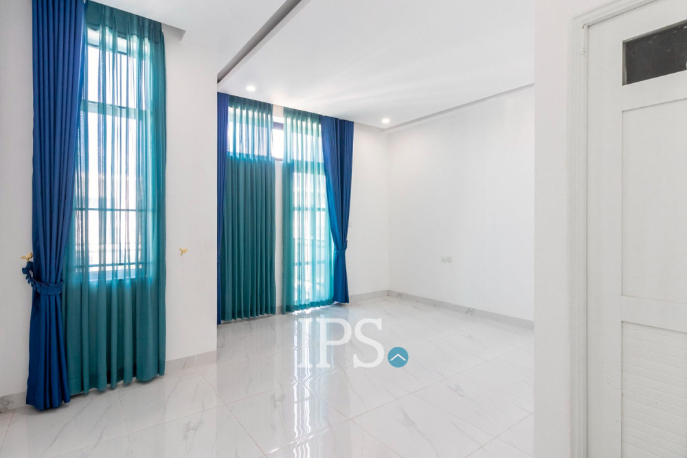 3 Bedroom Flat For Sale - Sala Kamreuk, Siem Reap - Image 12