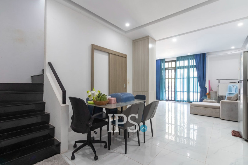 3 Bedroom Flat For Sale - Sala Kamreuk, Siem Reap