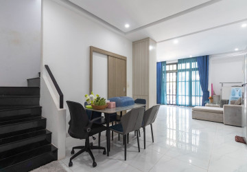 3 Bedroom Flat For Sale - Sala Kamreuk, Siem Reap thumbnail