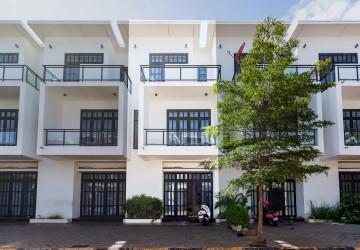 3 Bedroom Flat For Sale - Sala Kamreuk, Siem Reap thumbnail