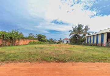 887 Sqm Land For Sale - Kandaek, Prasat Bakong, Siem Reap thumbnail