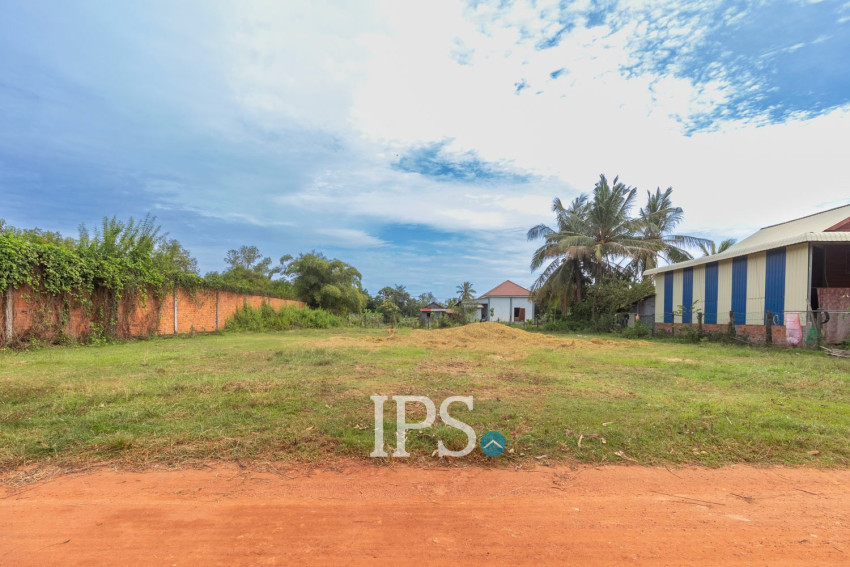 887 Sqm Land For Sale - Kandaek, Prasat Bakong, Siem Reap