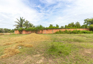 887 Sqm Land For Sale - Kandaek, Prasat Bakong, Siem Reap thumbnail