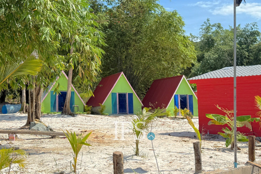 2000 Sqm Property with 10 Bungalows For Rent - Long Set, Koh Rong Island