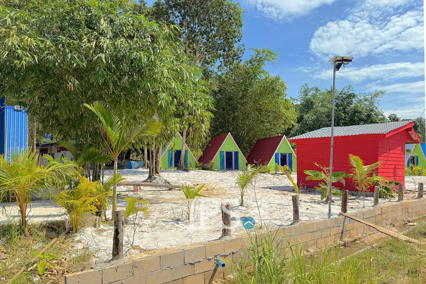 2000 Sqm Property with 10 Bungalows For Rent - Long Set, Koh Rong Island
