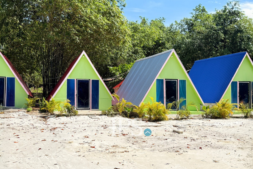 2000 Sqm Property with 10 Bungalows For Rent - Long Set, Koh Rong Island