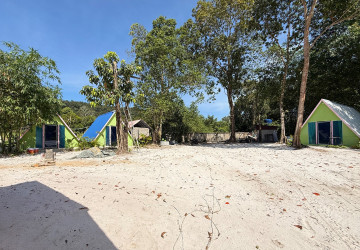 2000 Sqm Property with 10 Bungalows For Rent - Long Set, Koh Rong Island thumbnail