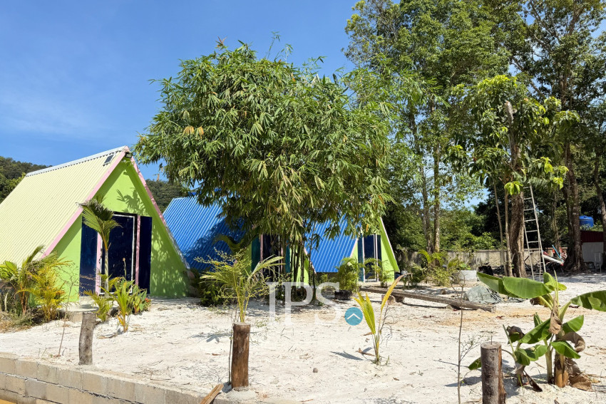 2000 Sqm Property with 10 Bungalows For Rent - Long Set, Koh Rong Island
