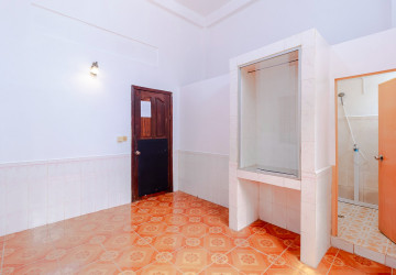 5 Bedroom House For Rent - Sala Kamreuk, Siem Reap thumbnail