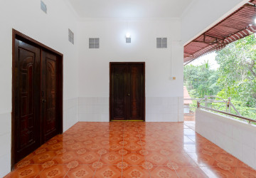 5 Bedroom House For Rent - Sala Kamreuk, Siem Reap thumbnail