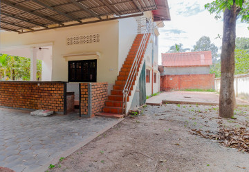 5 Bedroom House For Rent - Sala Kamreuk, Siem Reap thumbnail