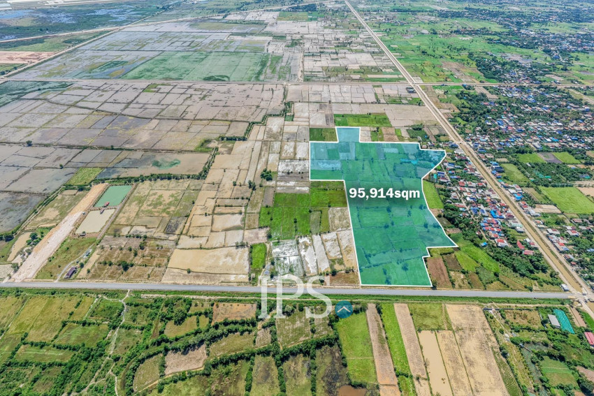 95,914 Sqm Land For Sale - Kandal Stueng, Kandal Province