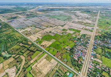 95,914 Sqm Land For Sale - Kandal Stueng, Kandal Province thumbnail