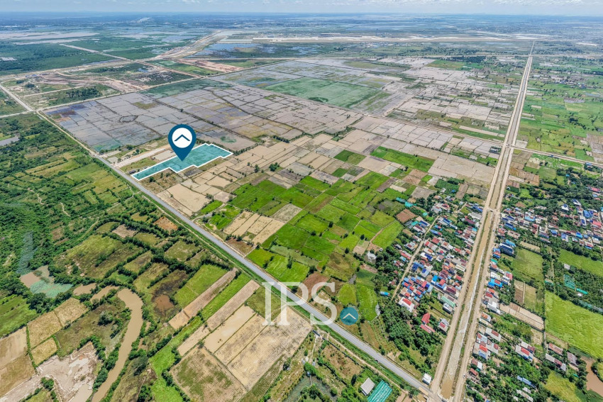 35,000 Sqm Land For Sale - Kandal Stueng, Kandal Province
