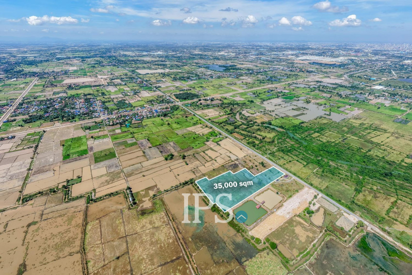 35,000 Sqm Land For Sale - Kandal Stueng, Kandal Province