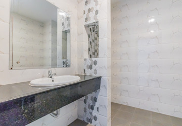 4 Bedroom Commercial Shophouse For Sale - Prey Sa, Phnom Penh thumbnail